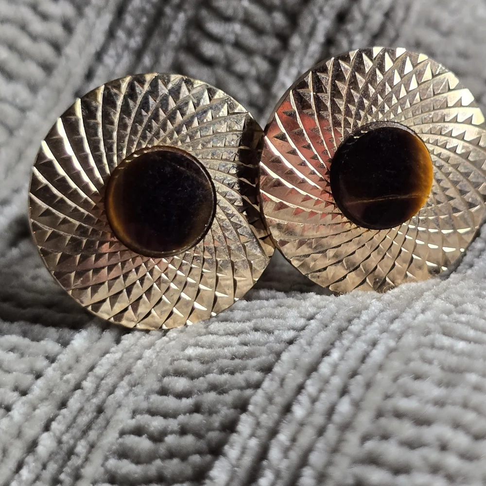 Tigers Eye Textured Cuff Links With Matching Tie Pin